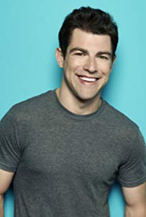 How tall is Max Greenfield?
